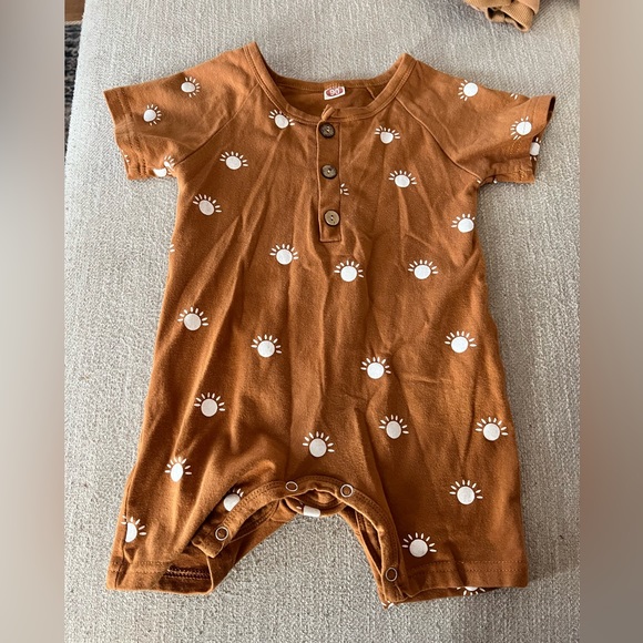 3-6 Month One Piece - Picture 1 of 1